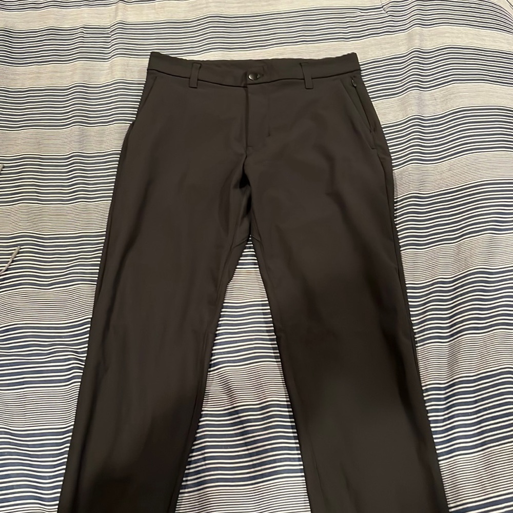 Men’s Lululemon dress pant